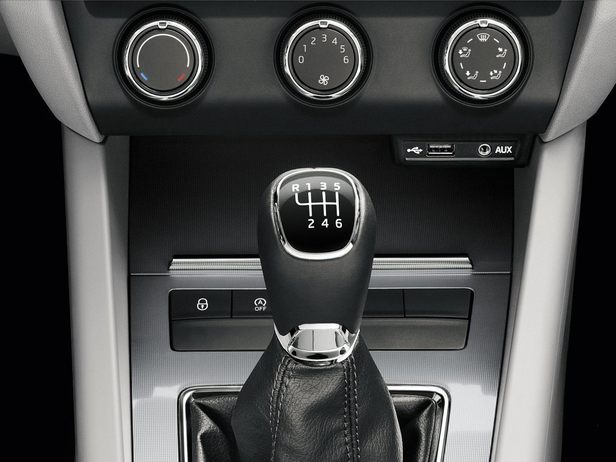 Рычаг переключения передач Шкода Октавия а5