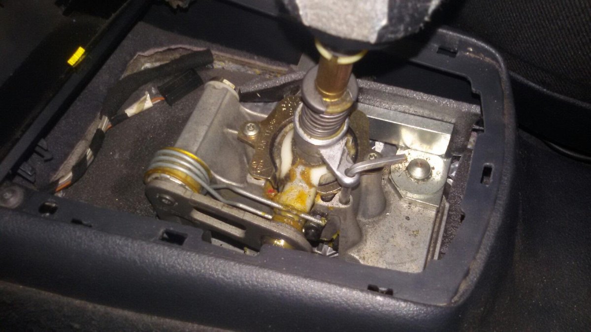 Кулисы КПП Шкода Октавия а4