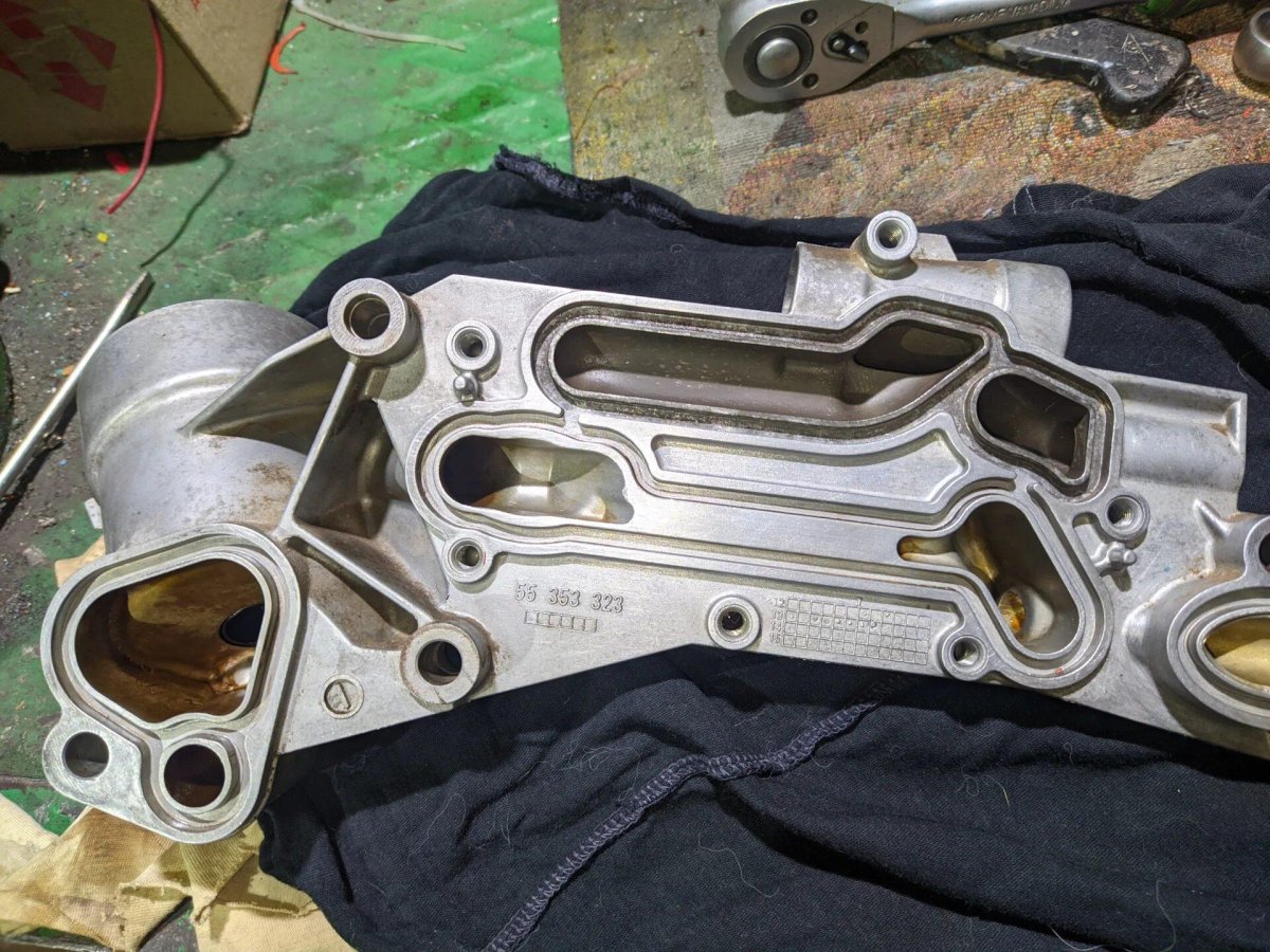 Теплообменник Шевроле Круз 2014