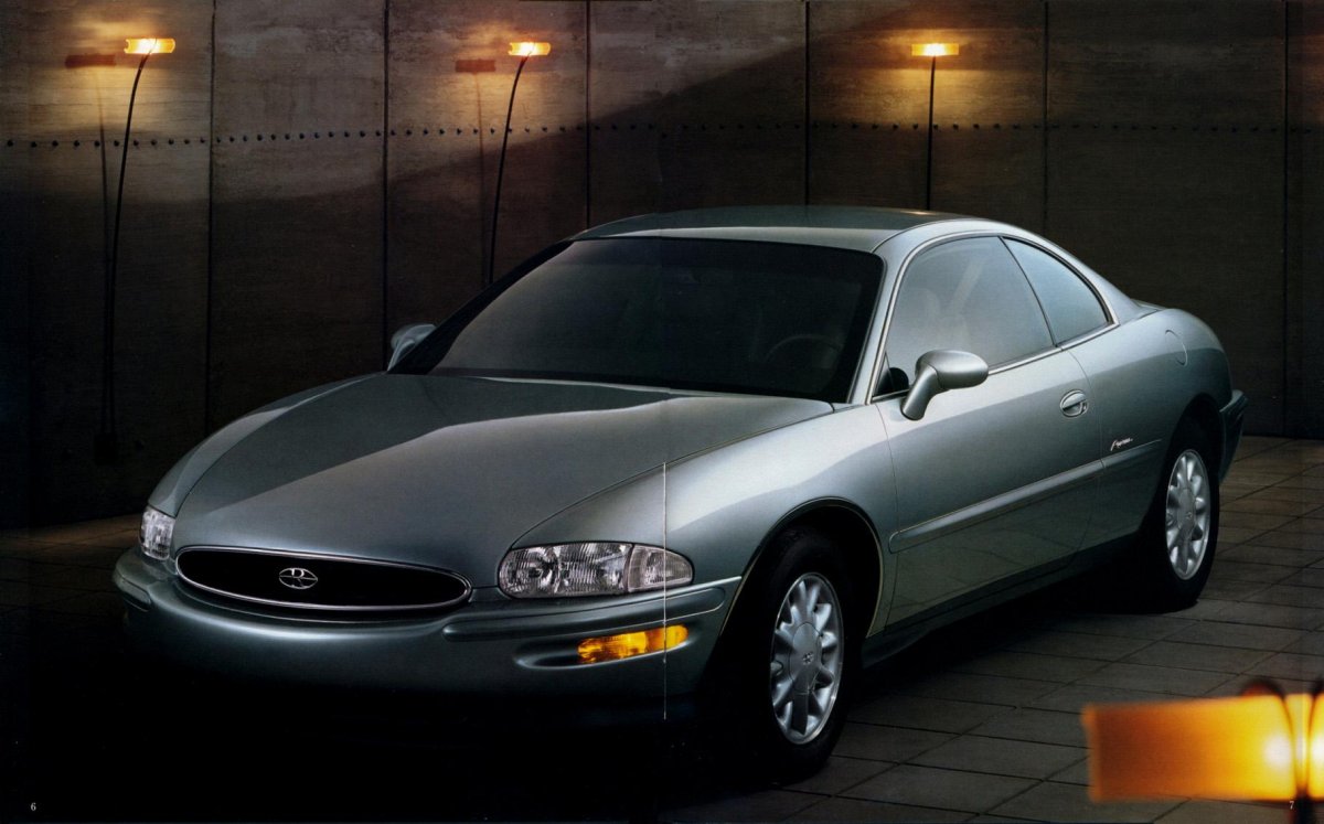 Олдсмобиль Аврора 1995