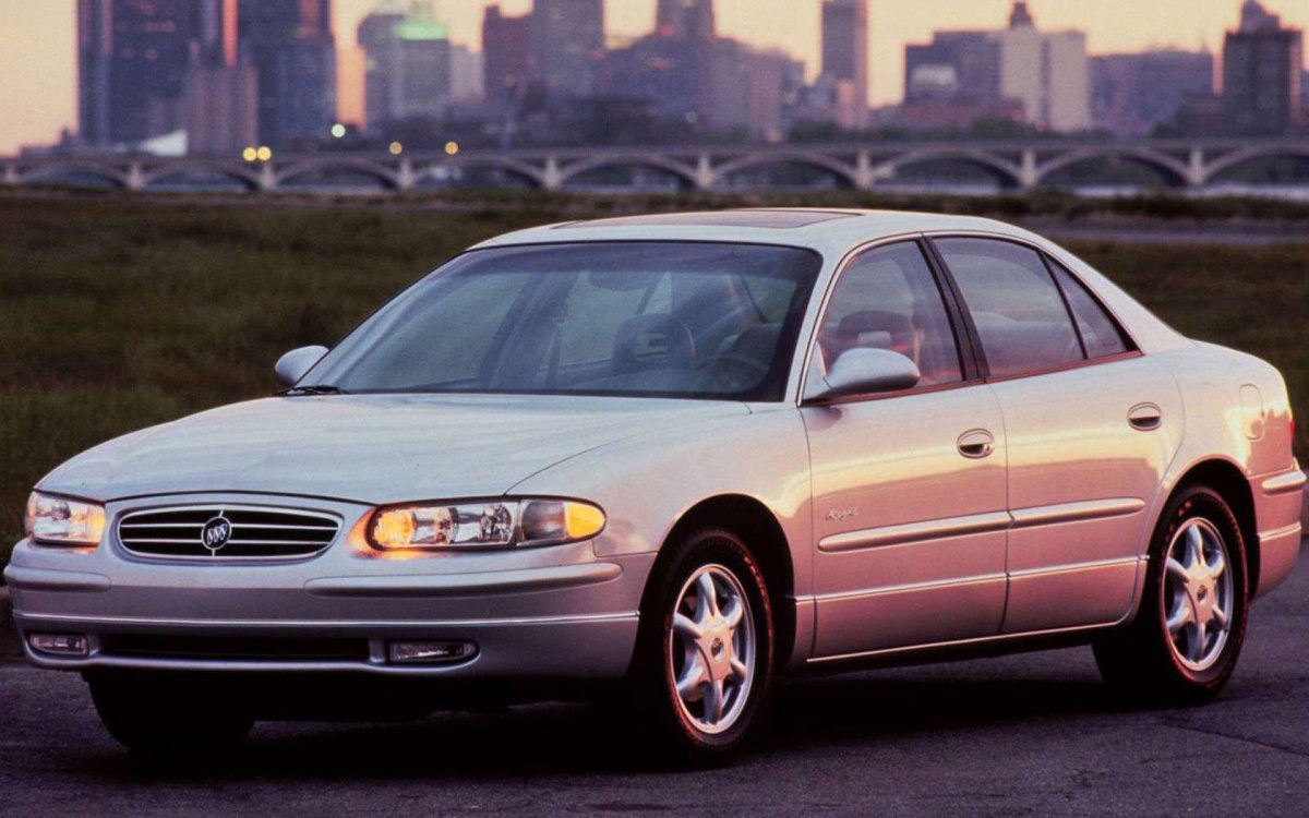 Бьюик Регал 2000