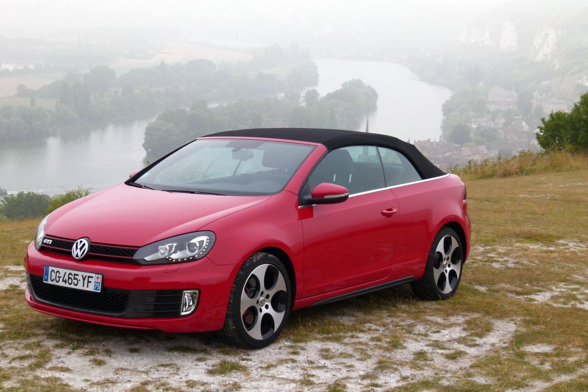 Volkswagen Golf GTI купе