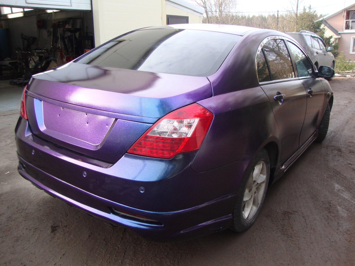 Покраска Джили Эмгранд ес7