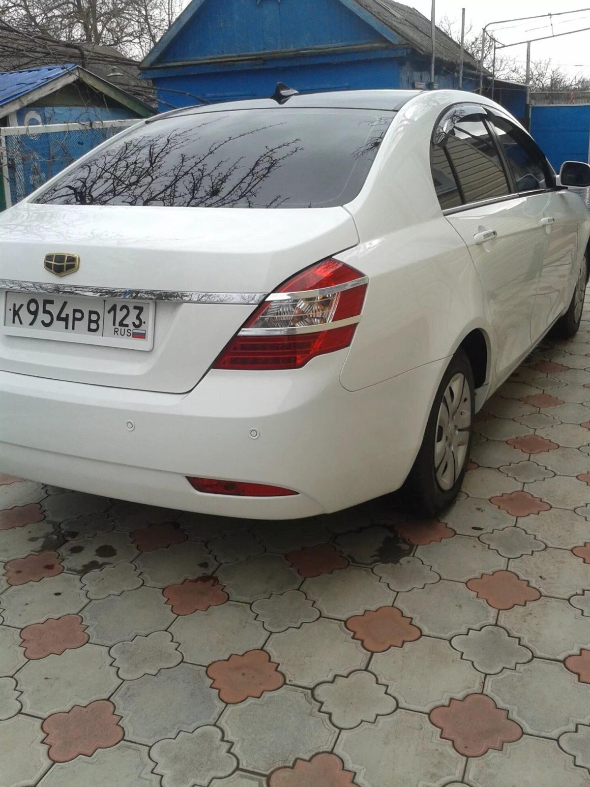 Geely Emgrand ec7 под Мерседес