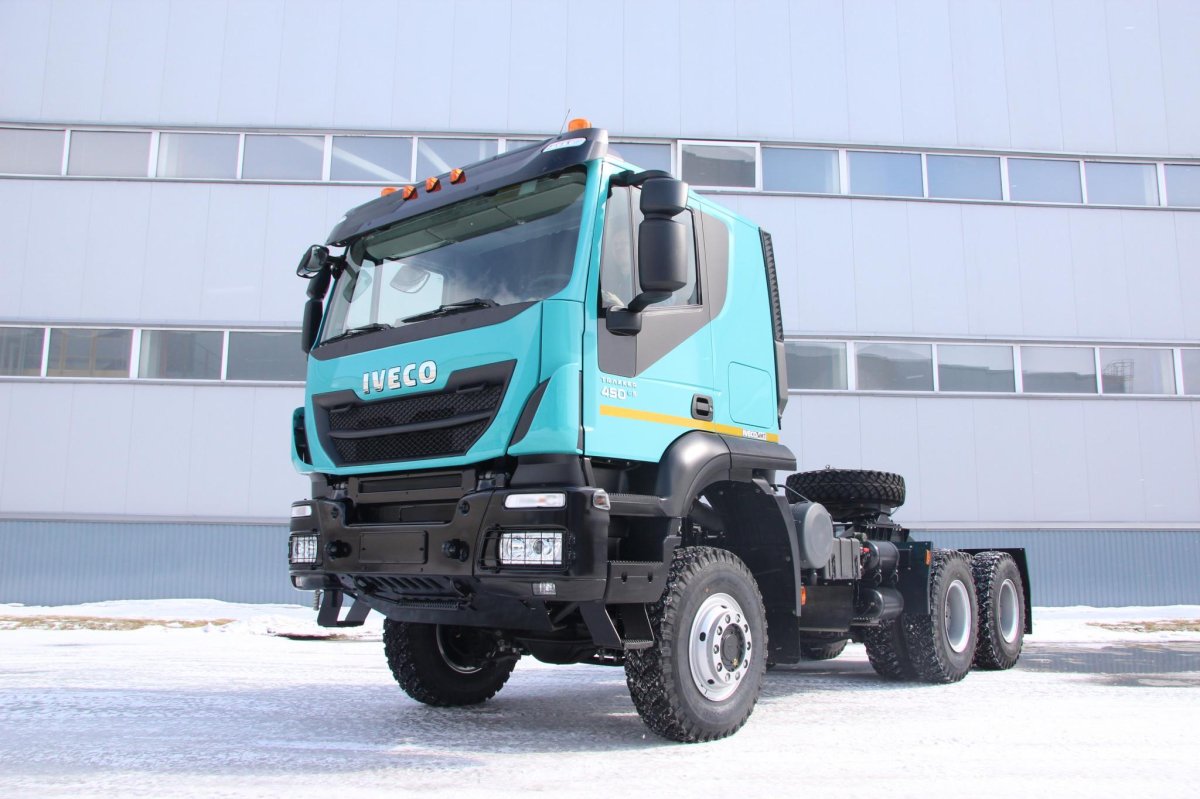 Седельный тягач Iveco-AMT 633910