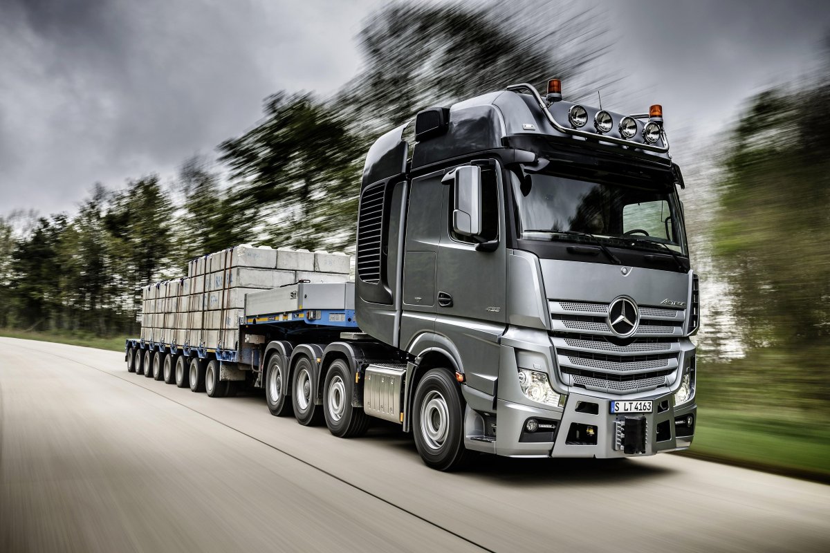 Мерседес Актрос тягач