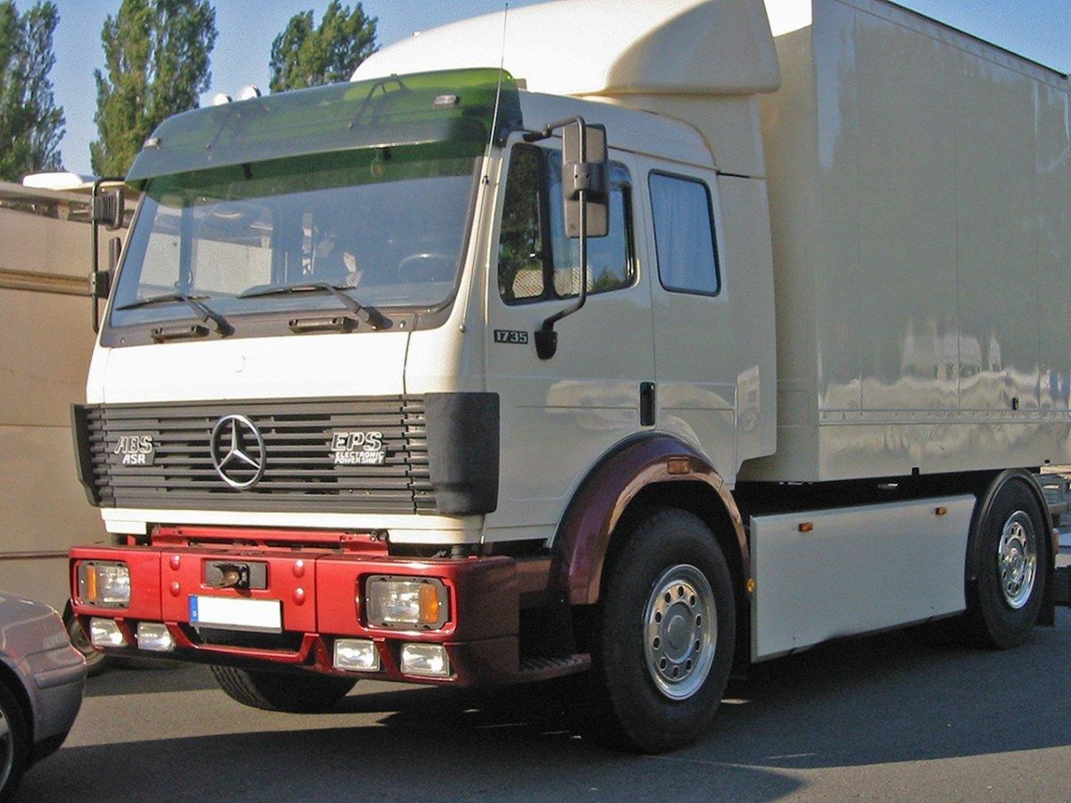 Mercedes-Benz sk 1735