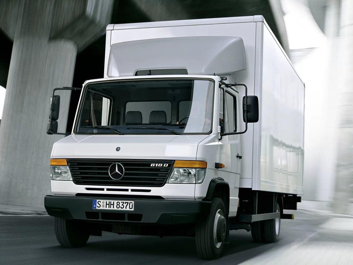 Mercedes-Benz Vario 818