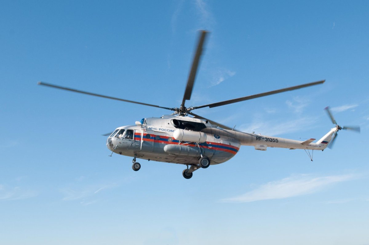 Спасательный вертолет МЧС
