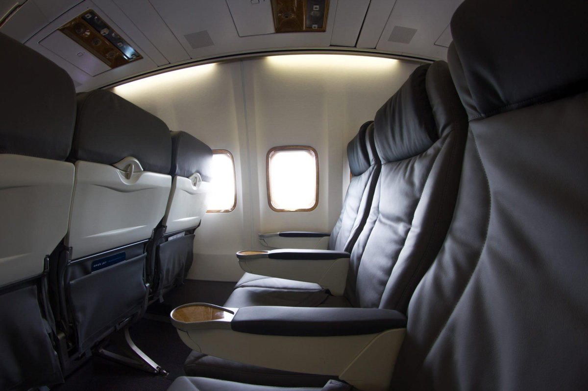 Боинг бизнес Джет 737 салон
