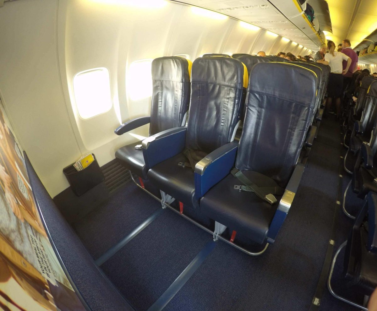 Салон самолета Боинг 737