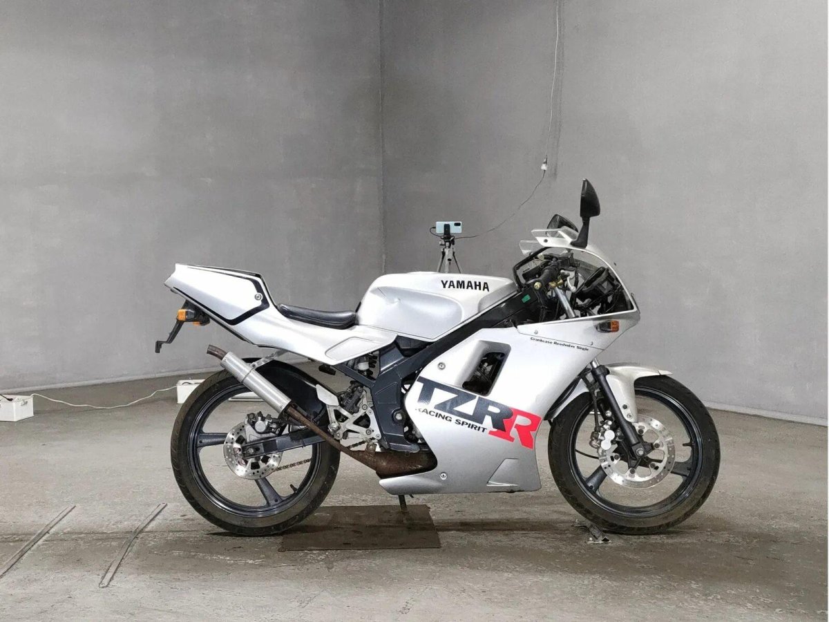Honda VFR 750 rc24