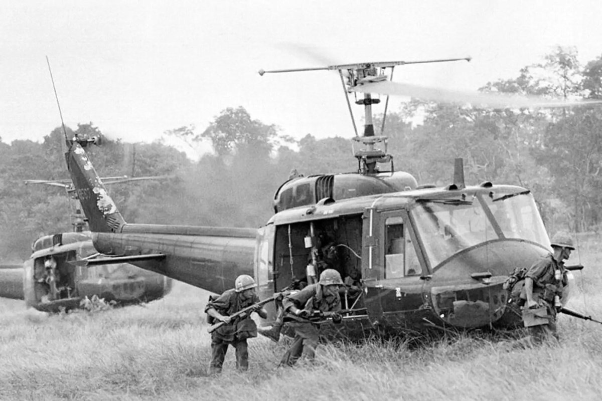 Uh 1 Huey