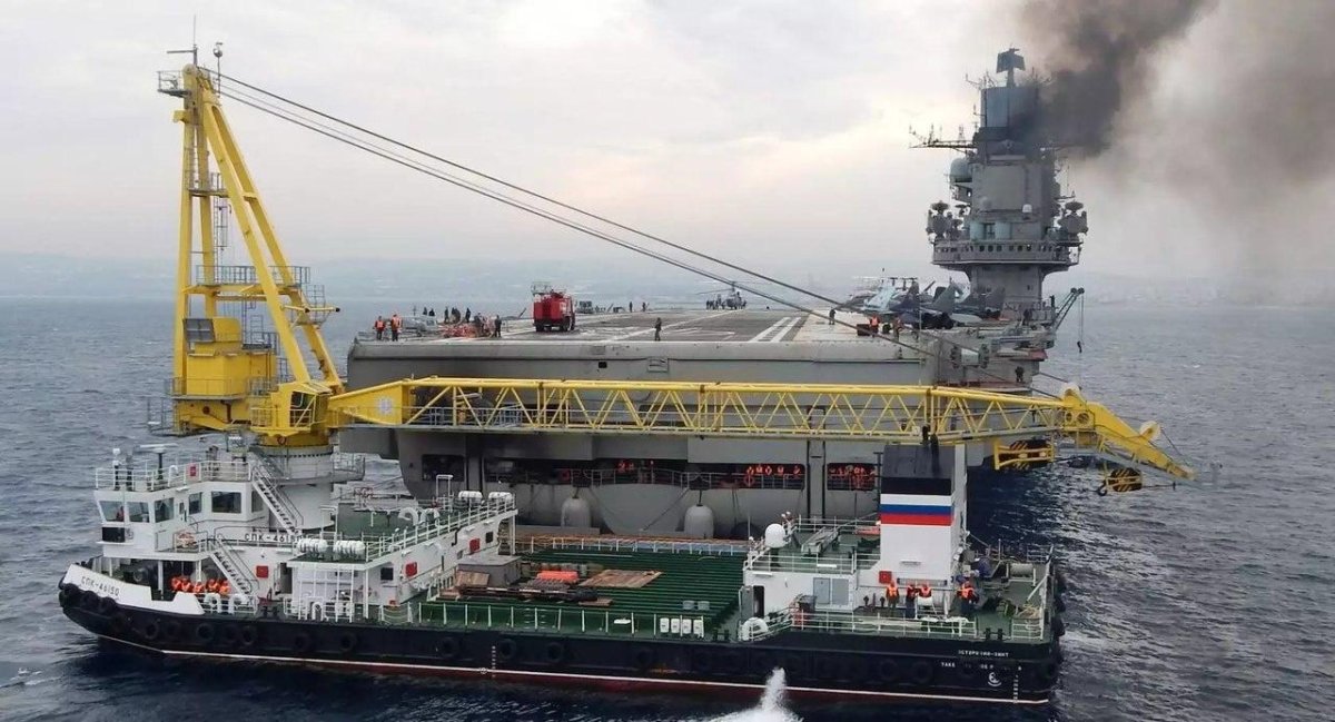 Самоходный плавкран СПК-46150