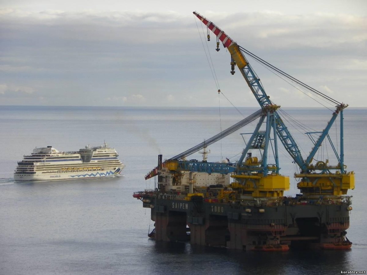 Плавучий кран Saipem 7000