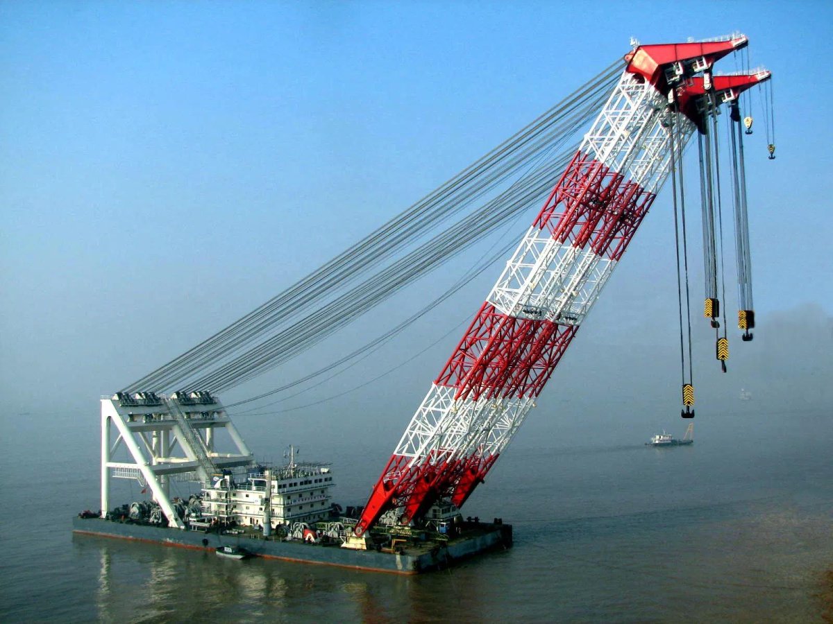 Плавучий кран Hyundai-10000