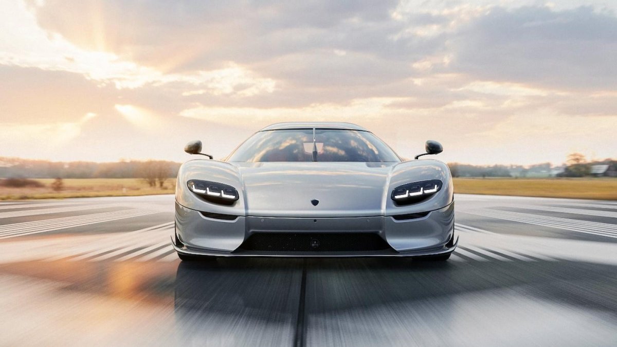 Кенигсегг cc850