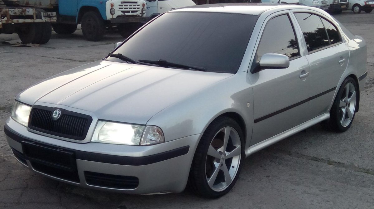 Skoda Octavia a4 Tour
