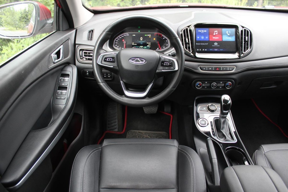 Чери Тигго 7 про салон