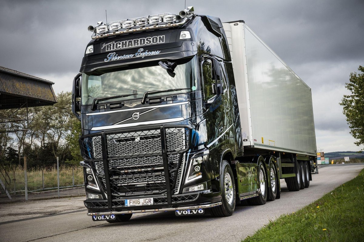 Грузовики Вольво fh16 750