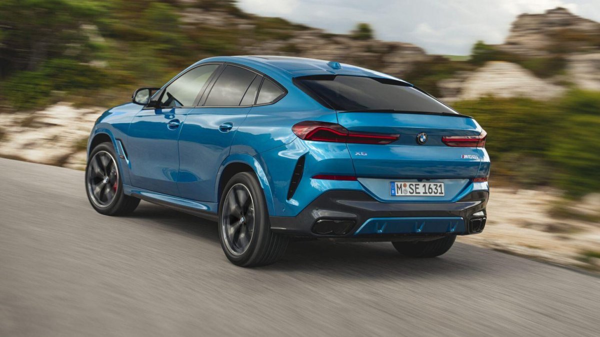 БМВ Икс 6 2023