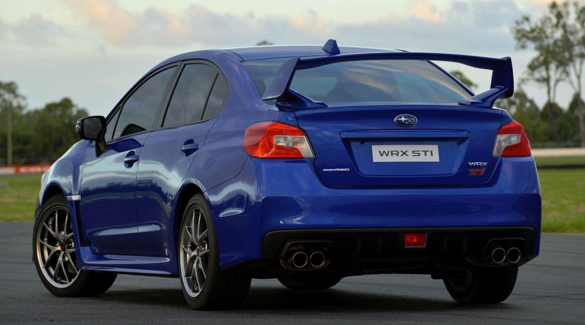 Субару WRX STI 2020