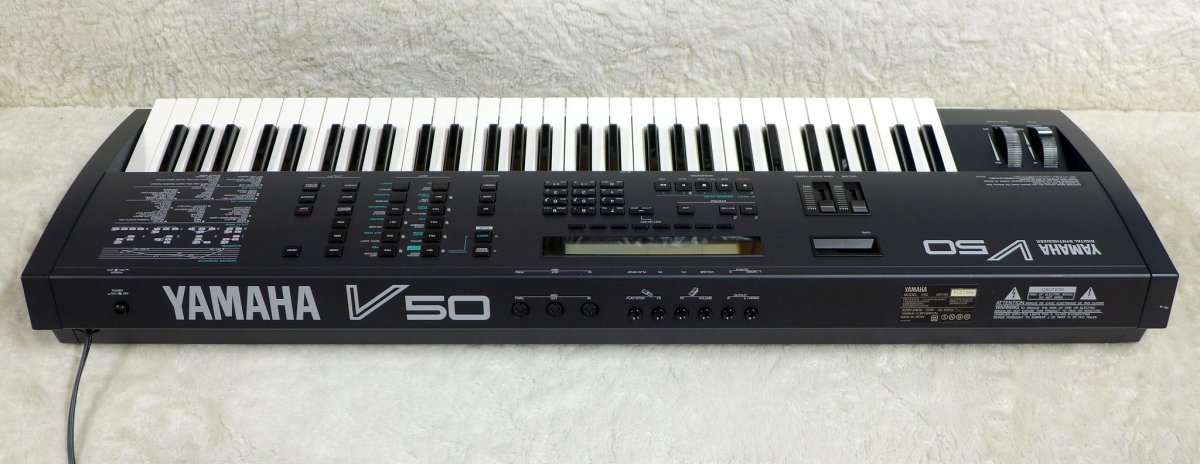 Yamaha f50 синтезатор