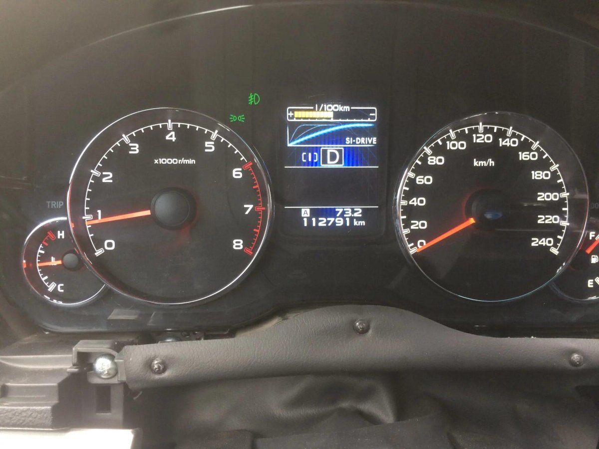 Приборная панель Subaru Outback 2.5
