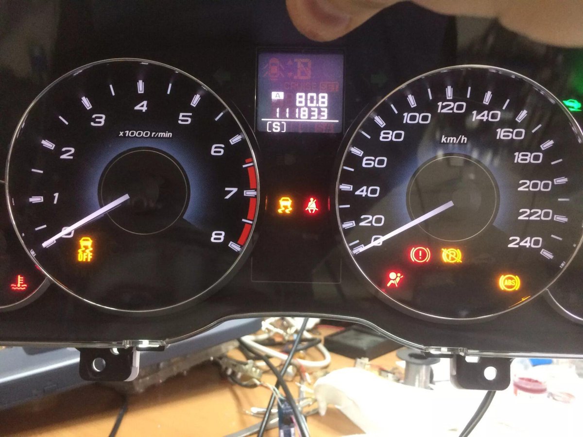 Subaru Outback приборная панель