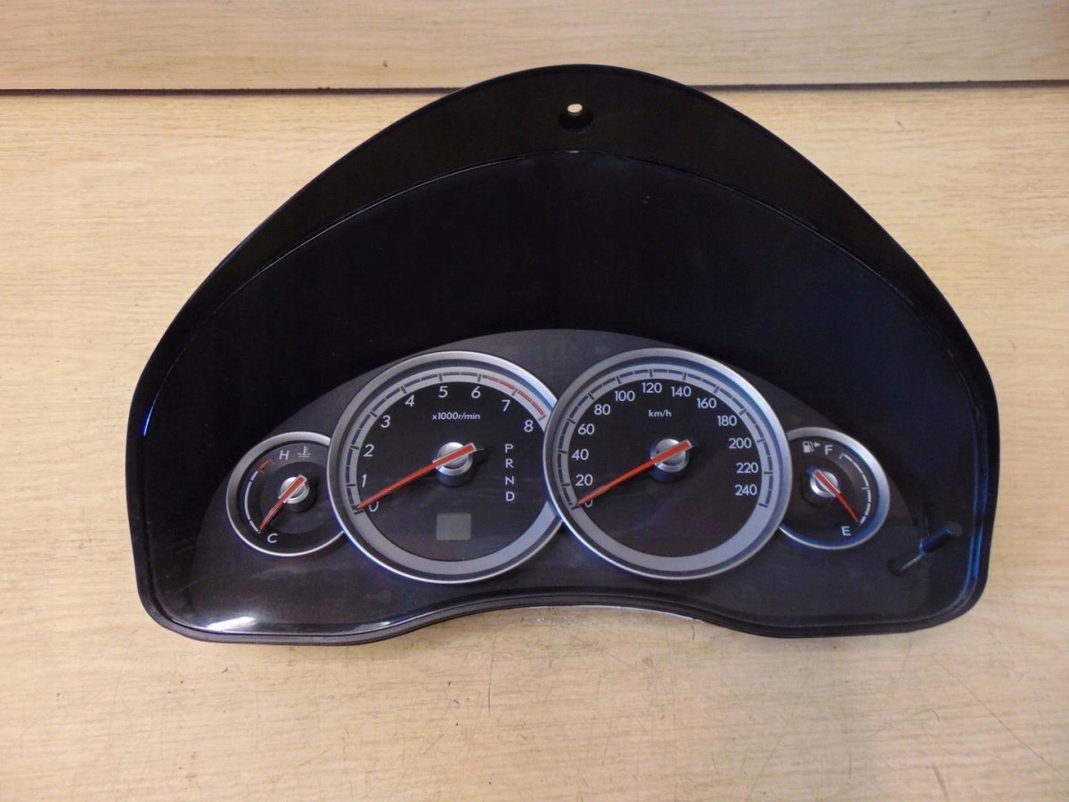 Subaru Outback приборная панель