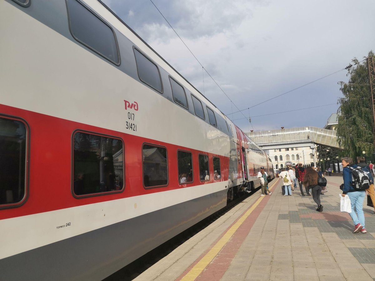 Поезд 740ж двухэтажный сидячий Москва Воронеж