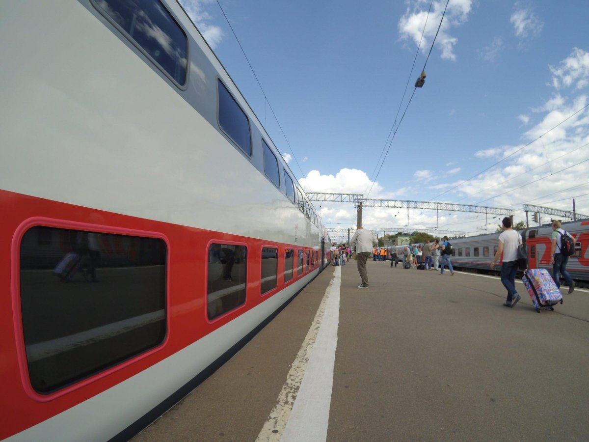 Поезд «дневной экспресс (двухэтажный)» 740ж Москва — Воронеж