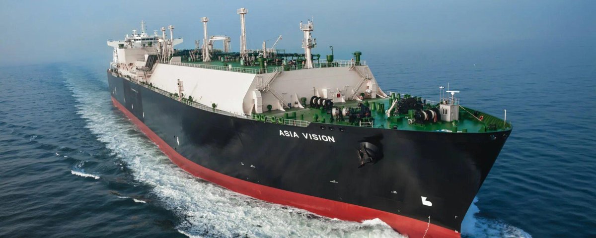 LNG Carrier portovyy
