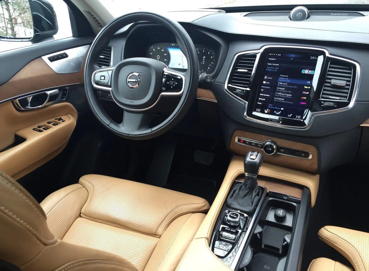 Volvo xc90 2016