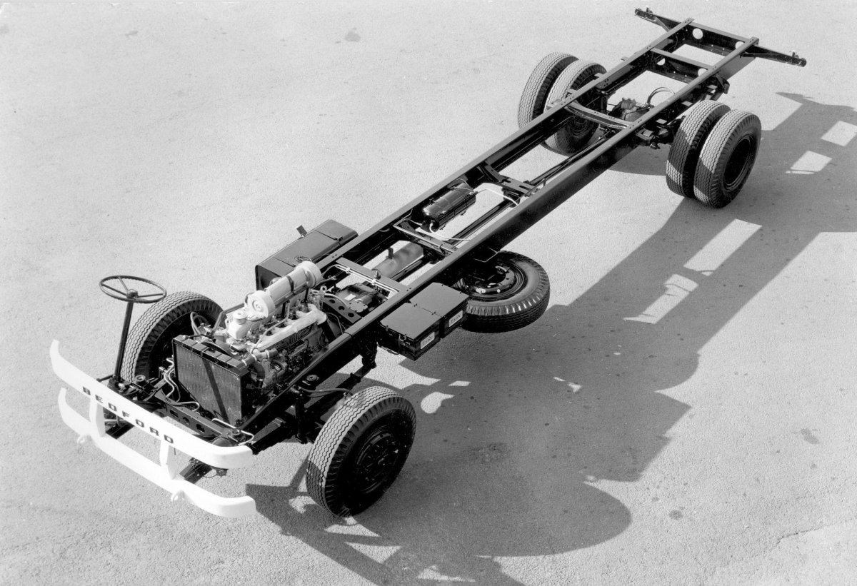 Шасси um-Truck ет240