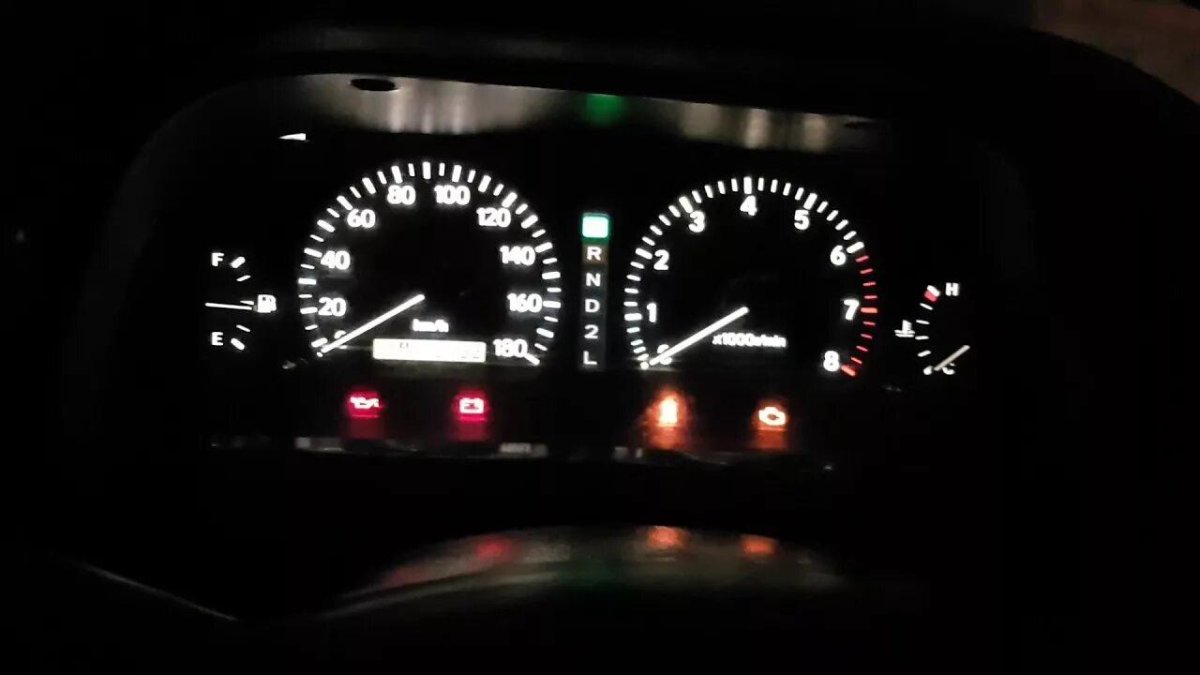 Приборка Тойота Марк 2 оптитрон