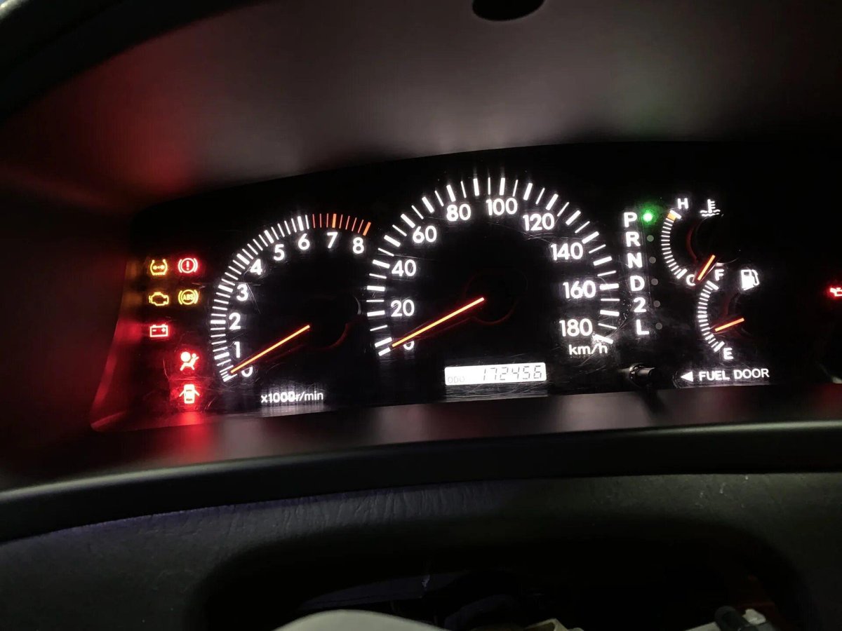 Панель приборов Toyota Corolla 2002