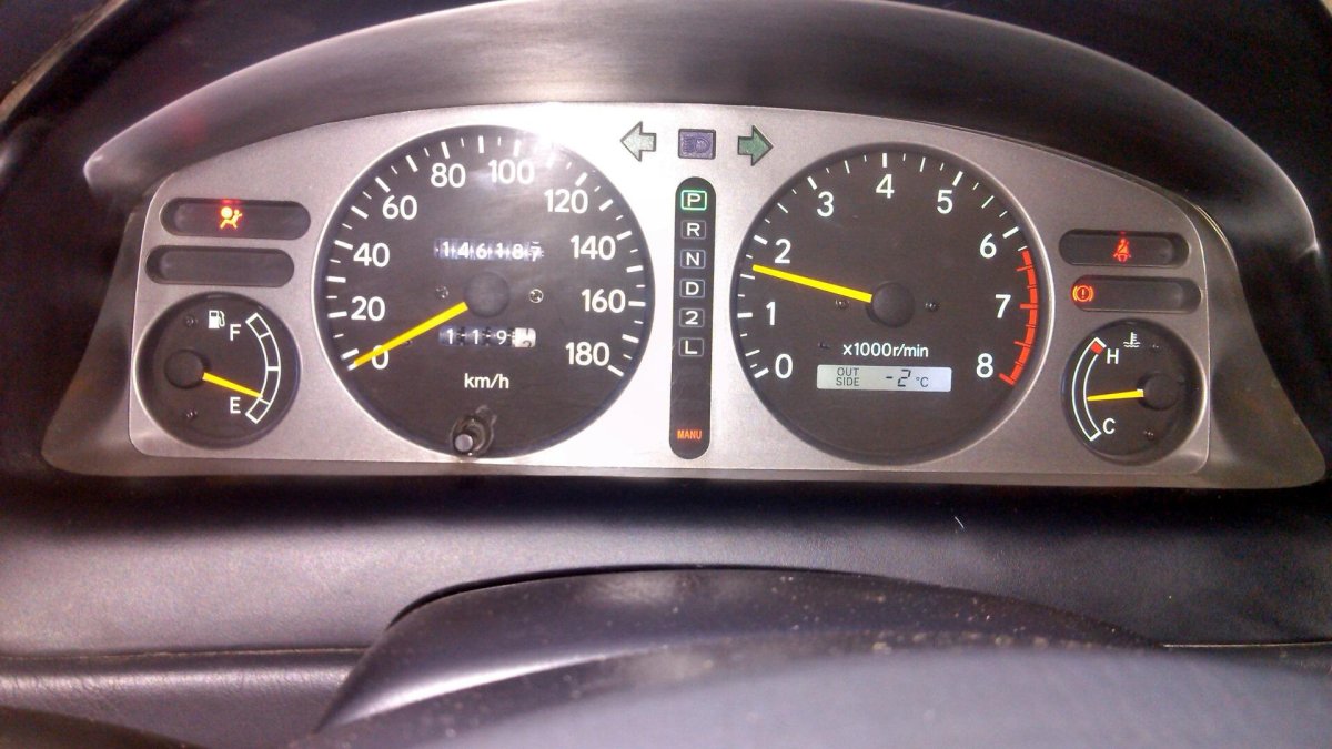 Панель приборов Toyota 1990 Sprinter