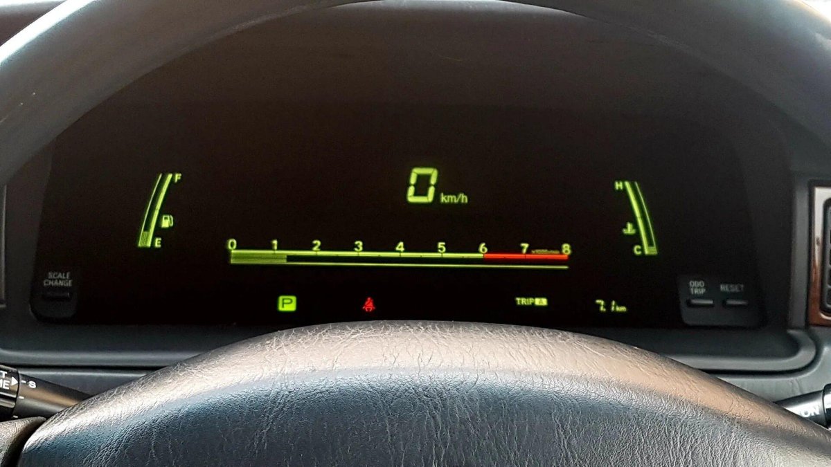 Электронная приборная панель Тойота Марк 2 100