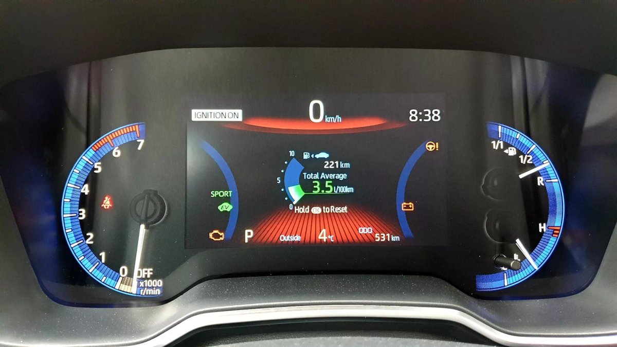 Цифровая приборная панель Тойота Королла 150