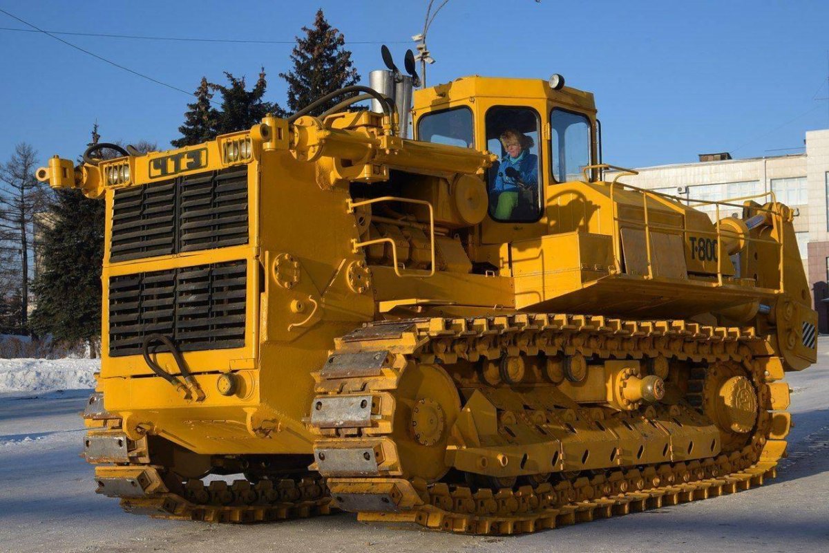 Гусеничного трактора т-800