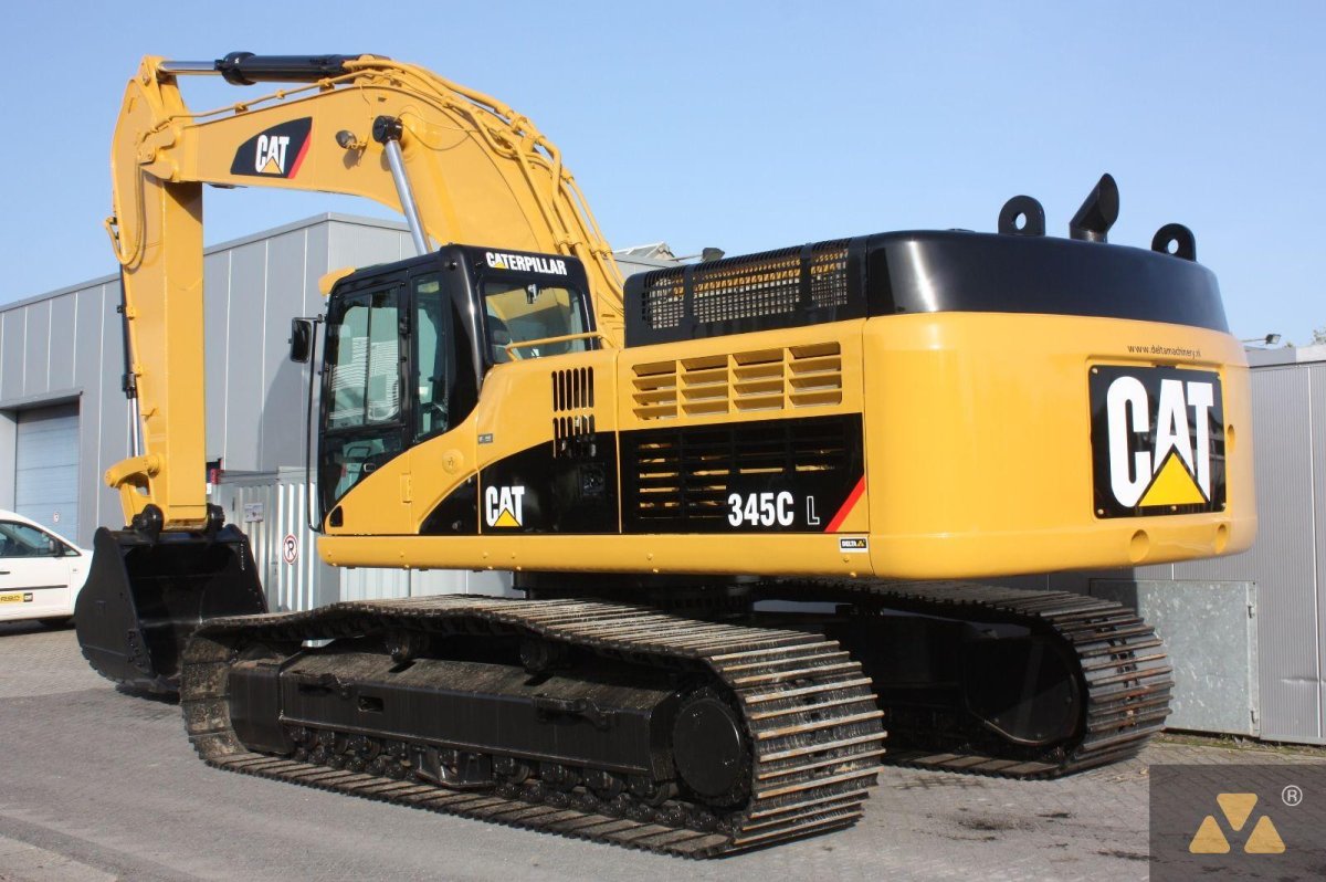 Экскаватор Катерпиллер 345