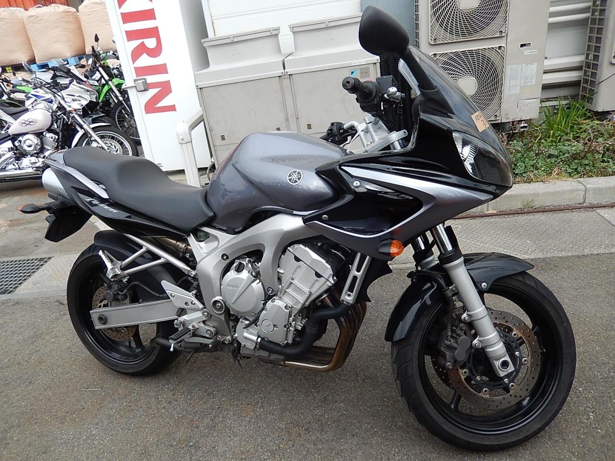 Yamaha fz6 серый
