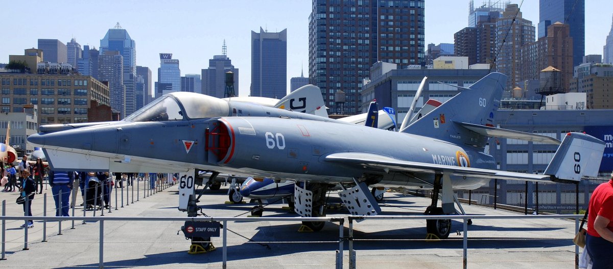 Intrepid Sea, Air &amp; Space Museum с высоты