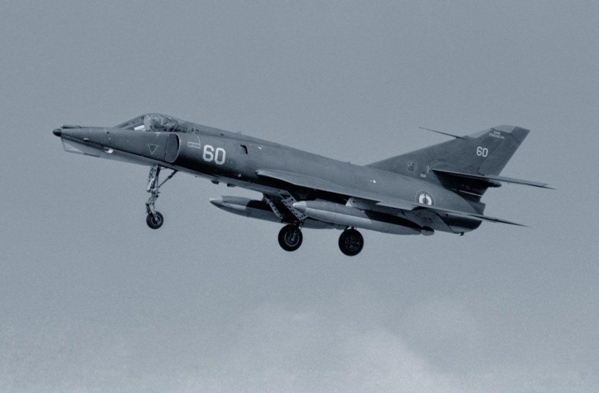 Etendard 4