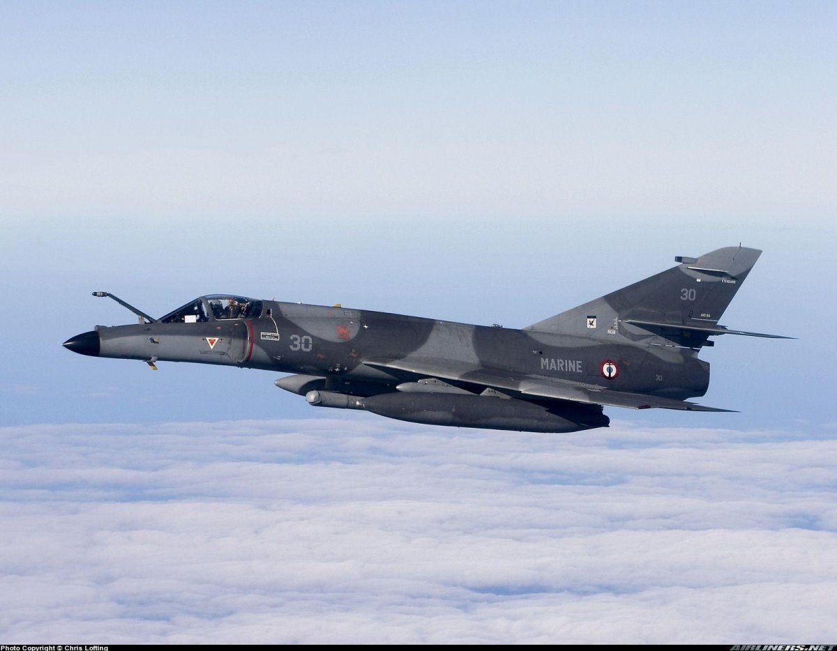 Dassault Etendard палубный истребитель-бомбардировщик