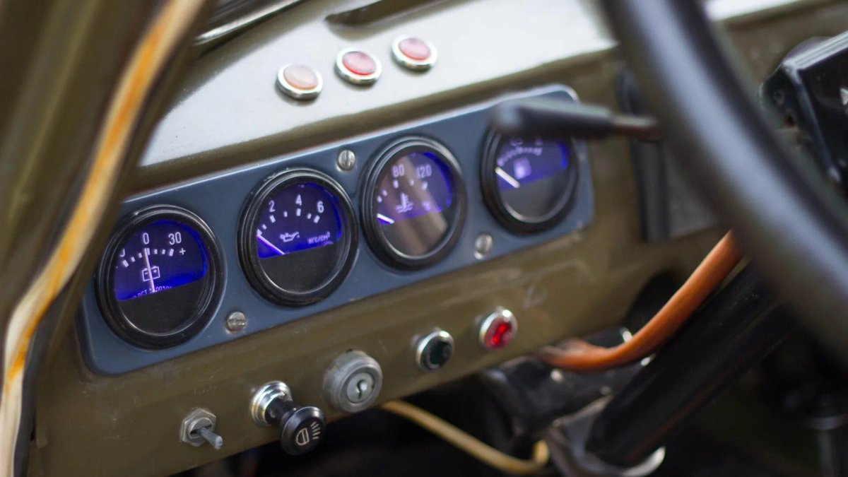 УАЗ 452 приборная панель