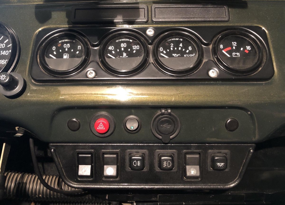 Приборная панель УАЗ 3151