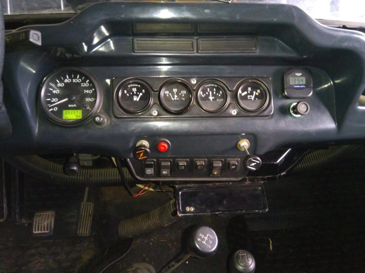 Приборная панель УАЗ 31519