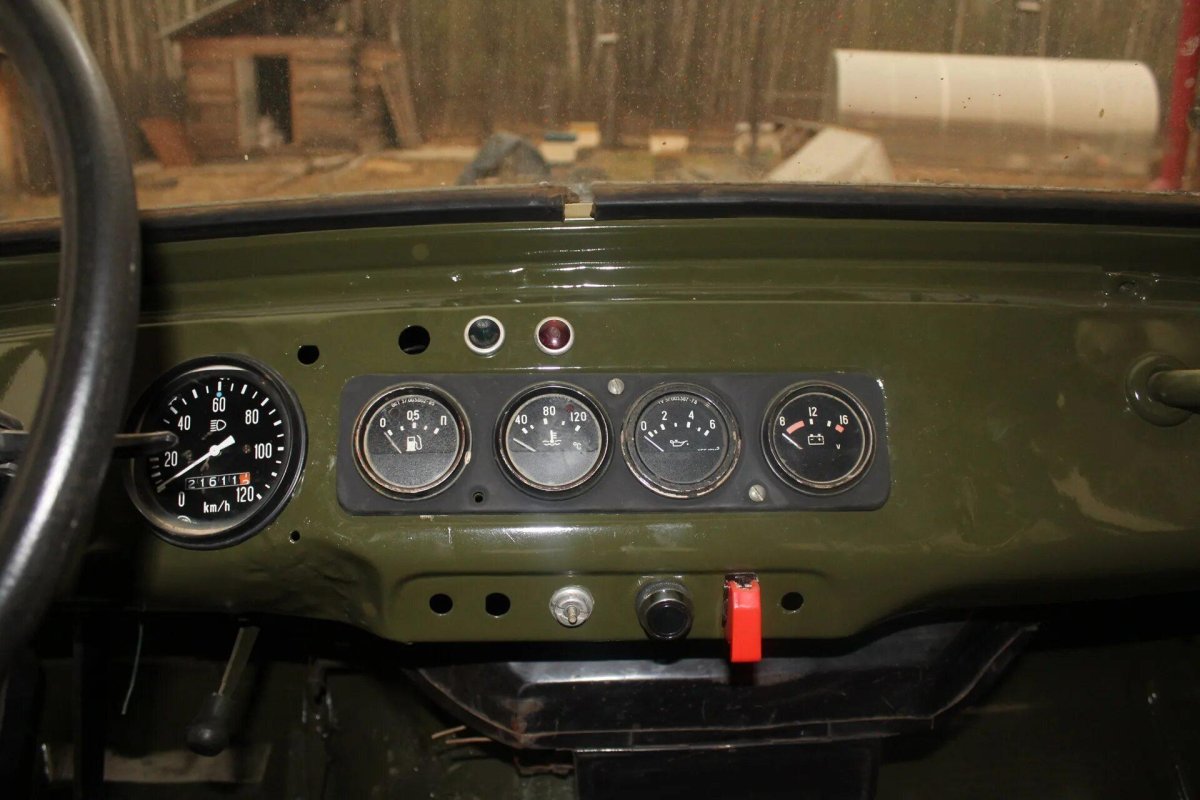 УАЗ 469 приборная